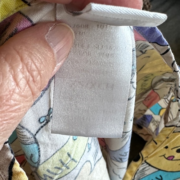 Disney Winnie the Pooh Scrub Top- XS - Picture 4 of 6